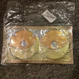 Set of 5 7 days construction collagen crystal breast masks! New in pkg